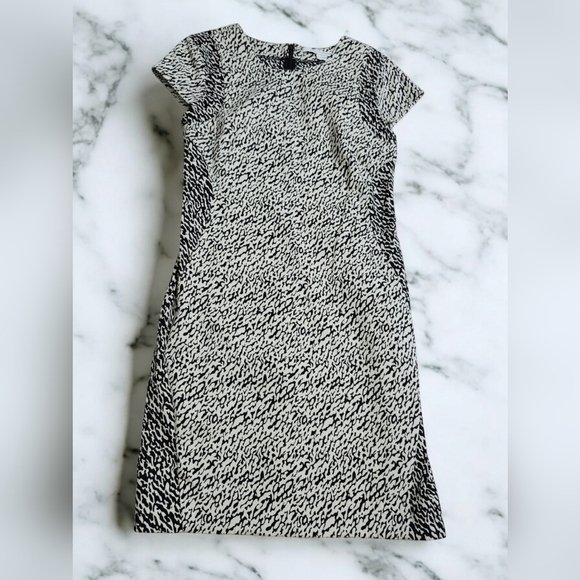 Diane Von Furstenberg Dresses & Skirts - Diane Von Furstenberg Womens Dress